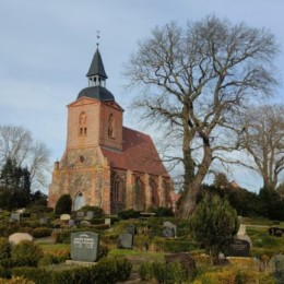 Kirche Trantow