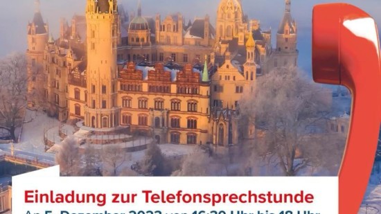 Schloss Schwerin im Winter mit Einladung zur Telefonsprechstunde
